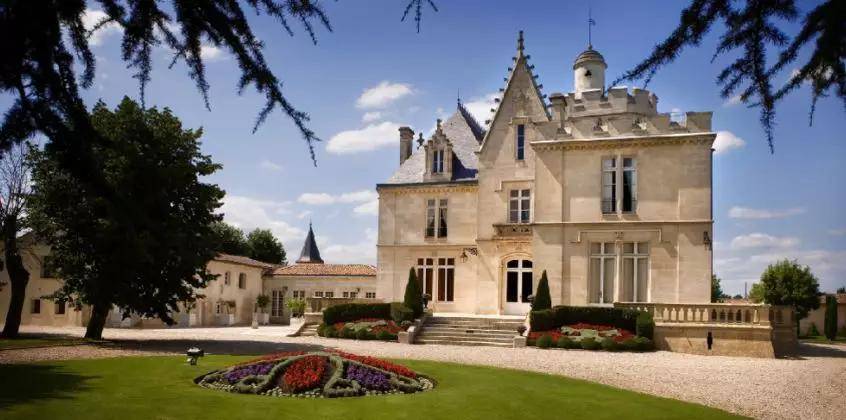 法国酒庄城堡出售(法国城堡葡萄酒价格)